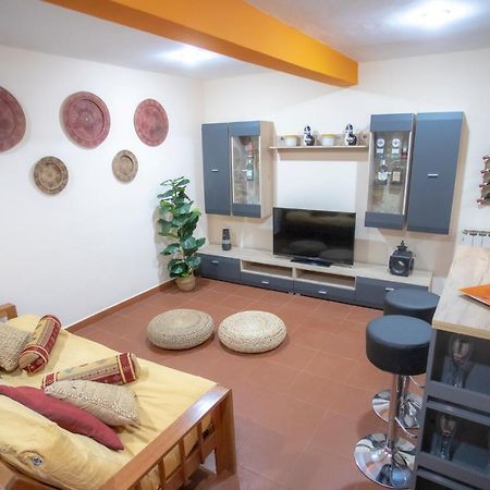 Homehouse Serpenti - Colosseum - Rione Monti Рим Екстериор снимка